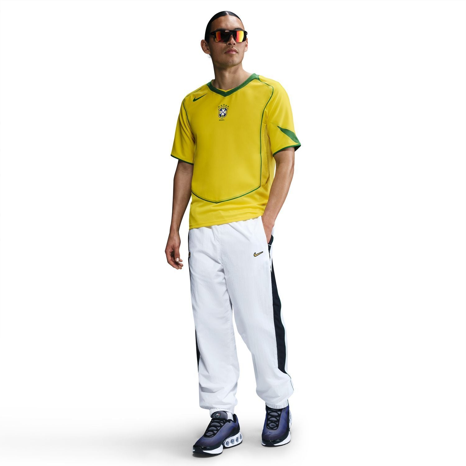 Nike Iconic CBF Brazil 2004 Men's Total 90 Reissue Men's Jersey