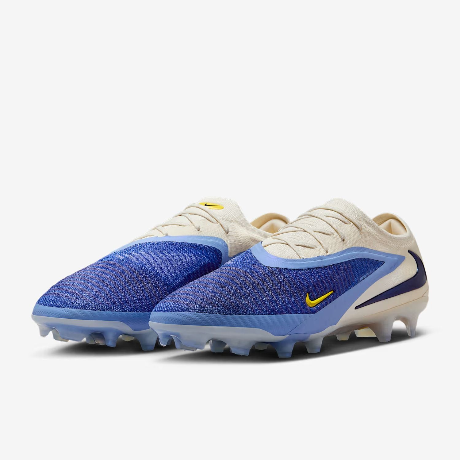Nike Phantom 6 Low Elite Firm Ground Cleats