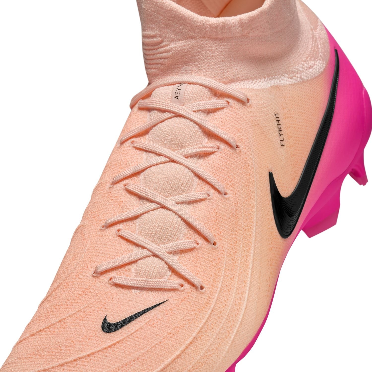 Nike Phantom Luna II Pro Firm Ground Cleats