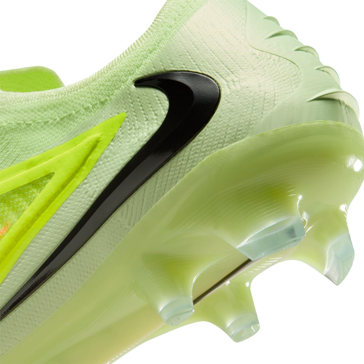 Nike Phantom 6 Low Elite Firm Ground Cleats
