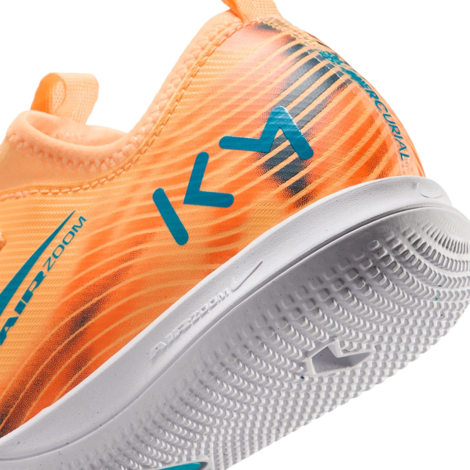 Nike Junior Mercurial Vapor 16 Academy "Kylian Mbappé Indoor Court Shoes