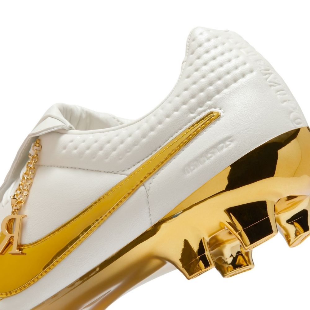 Ronaldinho x Nike Tiempo Legend 'Touch of Gold' SE Elite Firm Ground Cleats