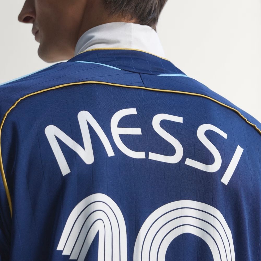 adidas AFA Argentina '06 "Lionel Messi No. 19" Men's Away Jersey