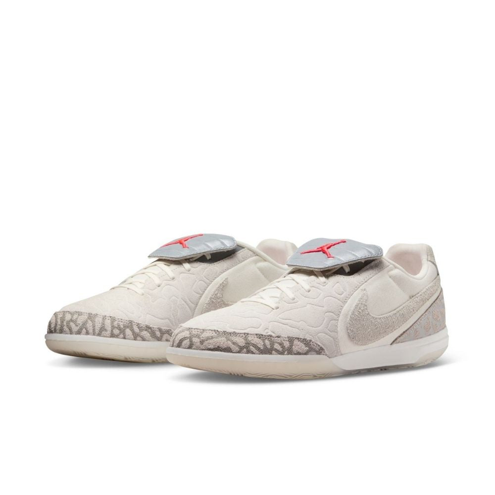 Nike Tiempo Streetgato SE Indoor Soccer Shoes