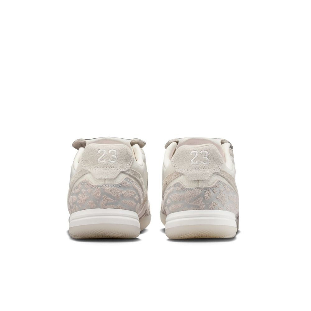Nike Tiempo Streetgato SE Indoor Soccer Shoes