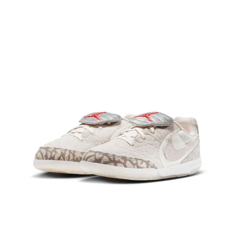 Nike Junior Tiempo Streetgato SE Indoor Soccer Shoes