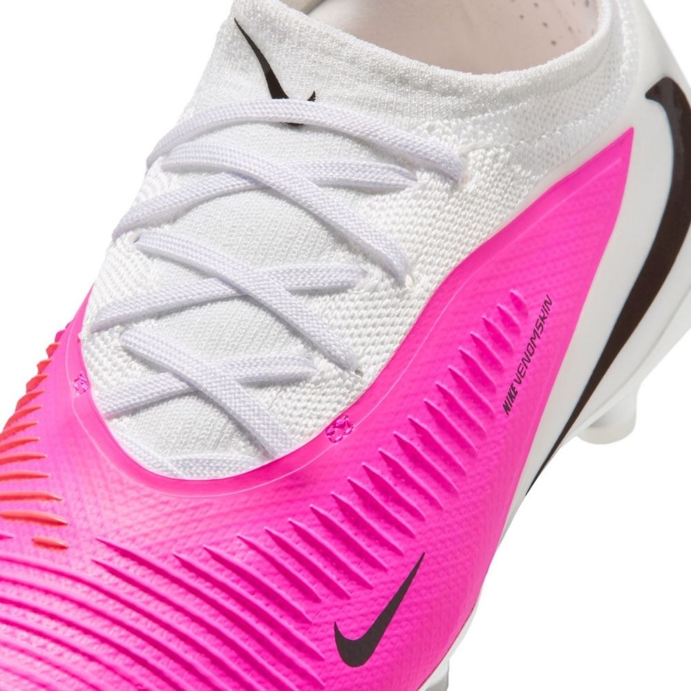 Nike Junior Phantom 6 Low Pro Firm/Multi-Ground Soccer Cleats
