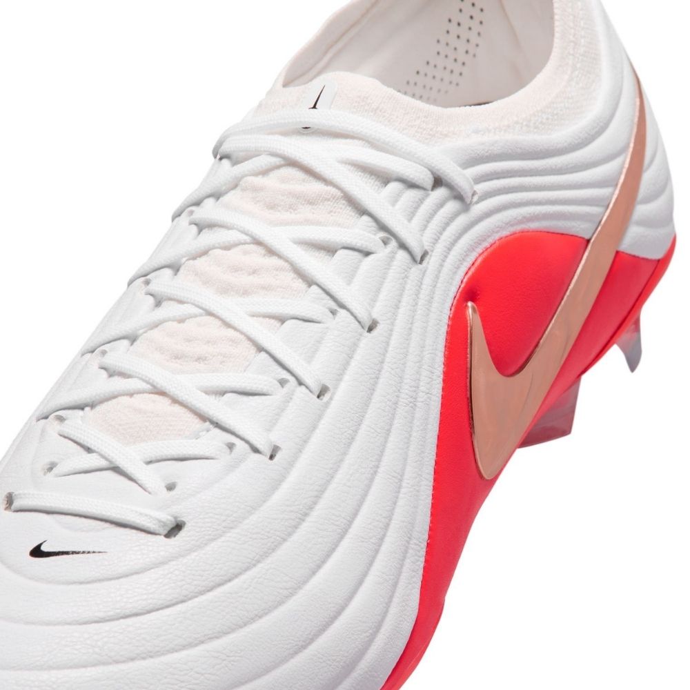 Nike Tiempo Maestro Elite Firm Ground Soccer Cleats