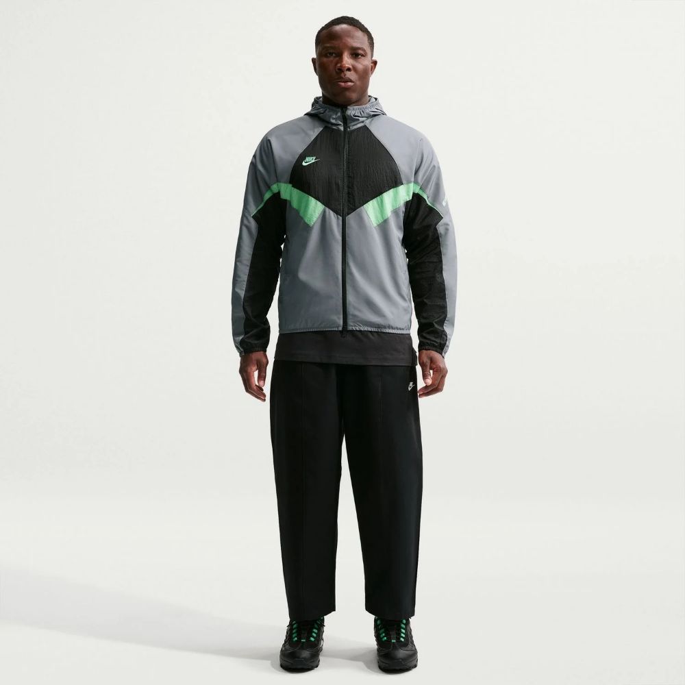 Nike Premier RepelNike Men's Hooded Woven Tracksuit Jacket