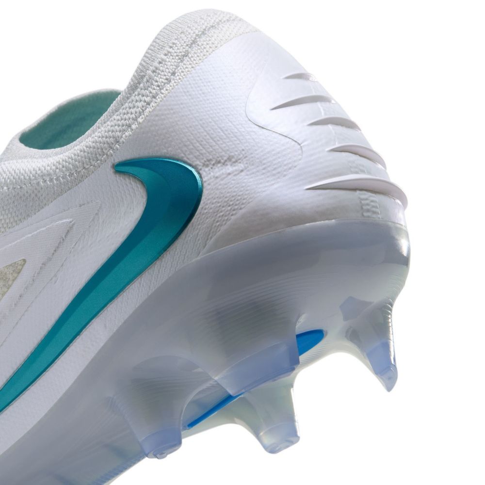 Nike Phantom 6 Low Elite Firm Ground Soccer Cleats