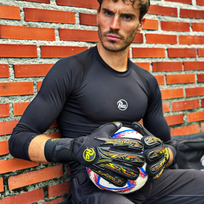 RG Tuanis Pro Goalkeeper Glove w/ FingerSupport