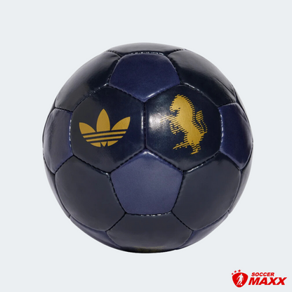 adidas Juventus Club Trefoil Ball