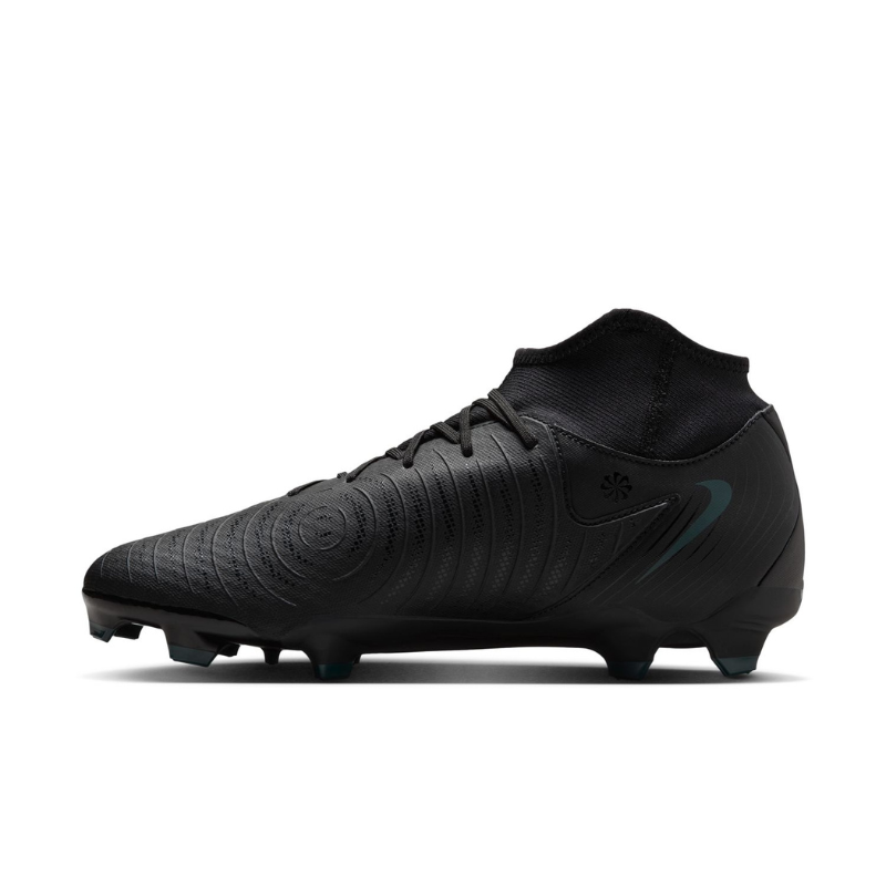 Nike Phantom Luna II Academy Multi-Ground Cleats