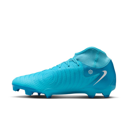 Nike Phantom Luna II Academy Multi-Ground Cleats