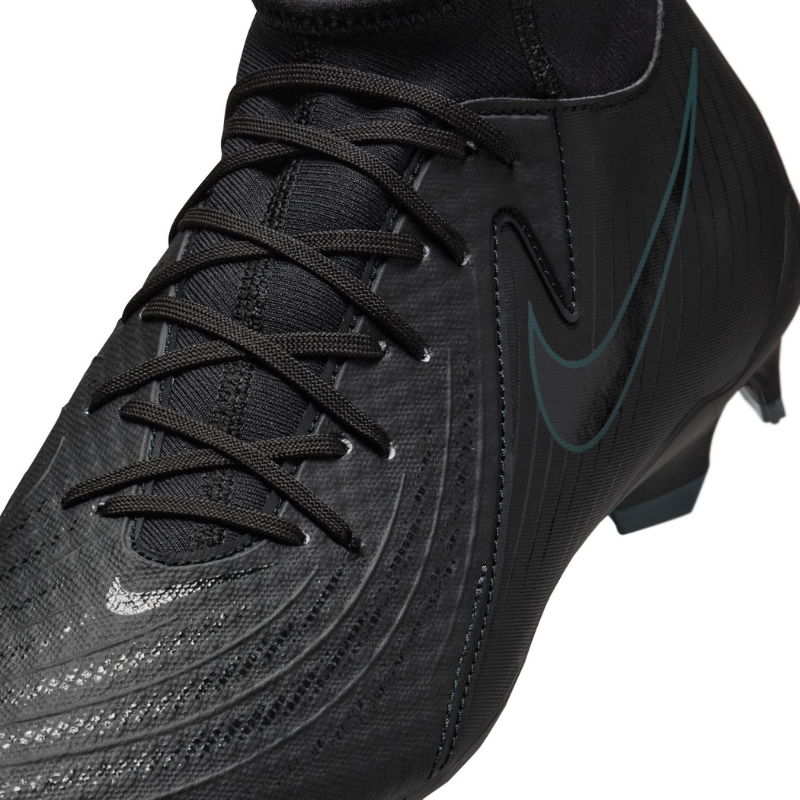 Nike Phantom Luna II Academy Multi-Ground Cleats