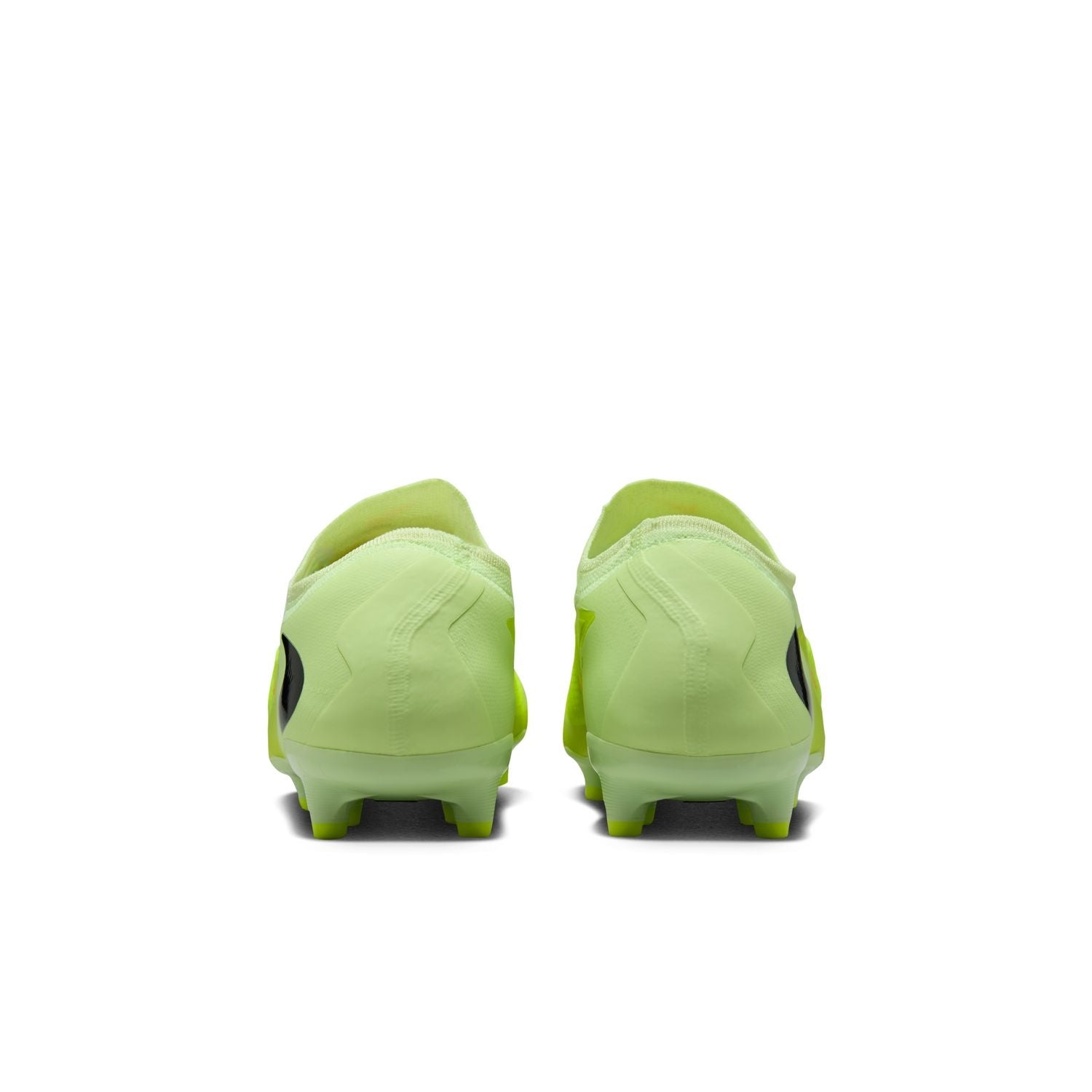 Nike Phantom 6 Low Pro Artificial Grass Cleats
