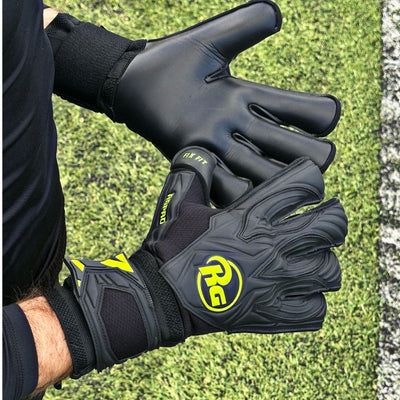 RG Aspro Blackout Goalkeeper Gloves
