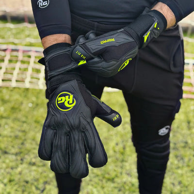 RG Aspro Blackout Goalkeeper Gloves