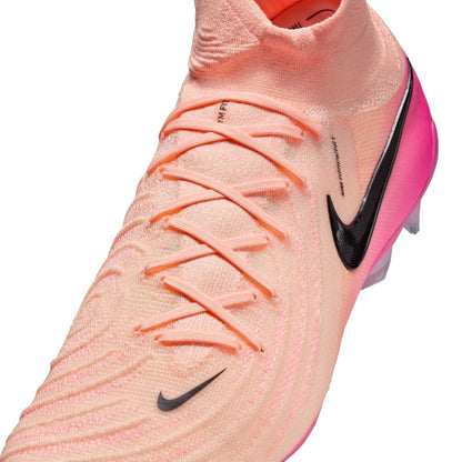 Nike Phantom Luna II Elite Firm Ground Cleats