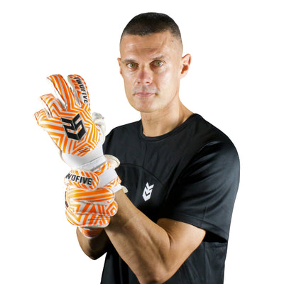 TwoFive Atalanta '96 Orange Pro GoalKeeper Gloves