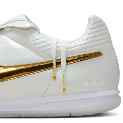 Ronaldinho x Nike Tiempo Legend SE 'Touch of Gold' Indoor Court Shoes