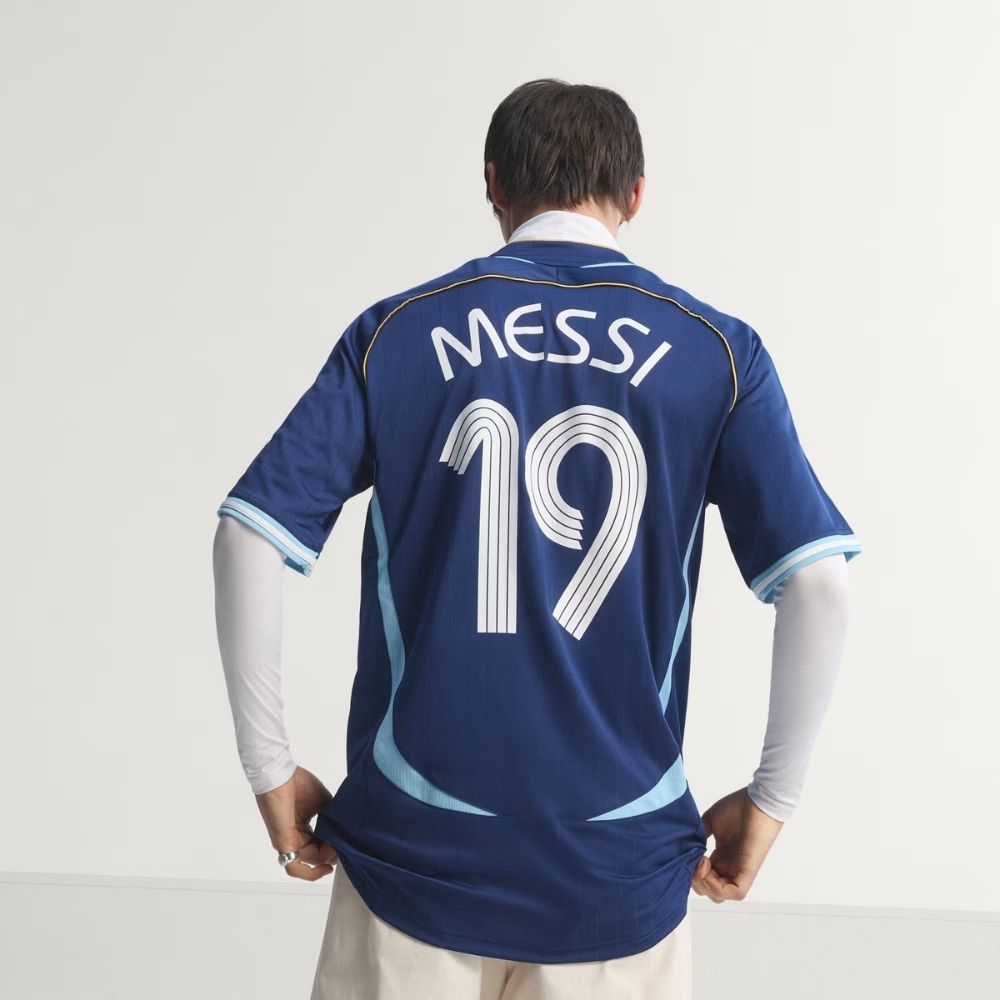 adidas AFA Argentina '06 "Lionel Messi No. 19" Men's Away Jersey
