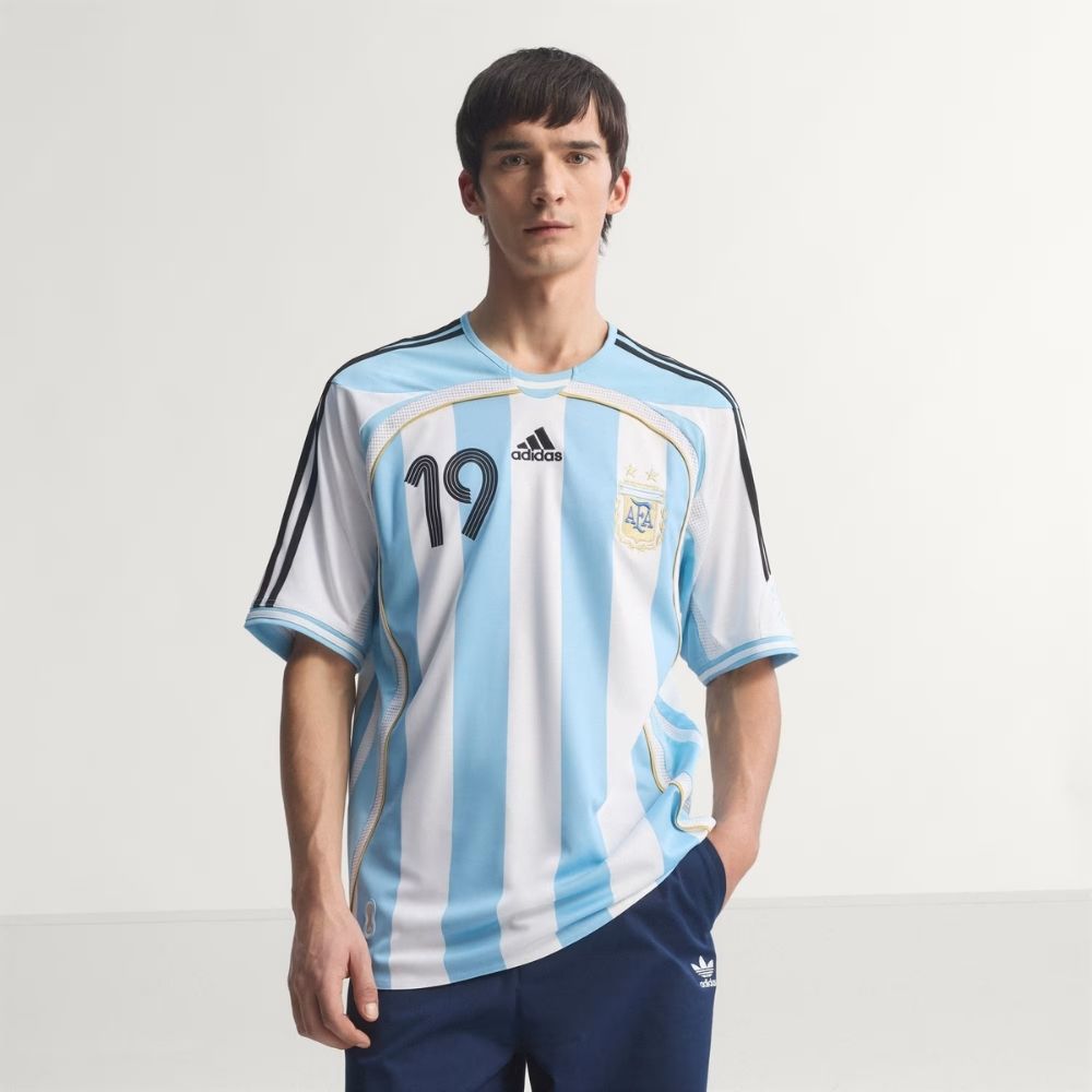 adidas AFA Argentina '06 "Lionel Messi No. 19" Men's Home Jersey
