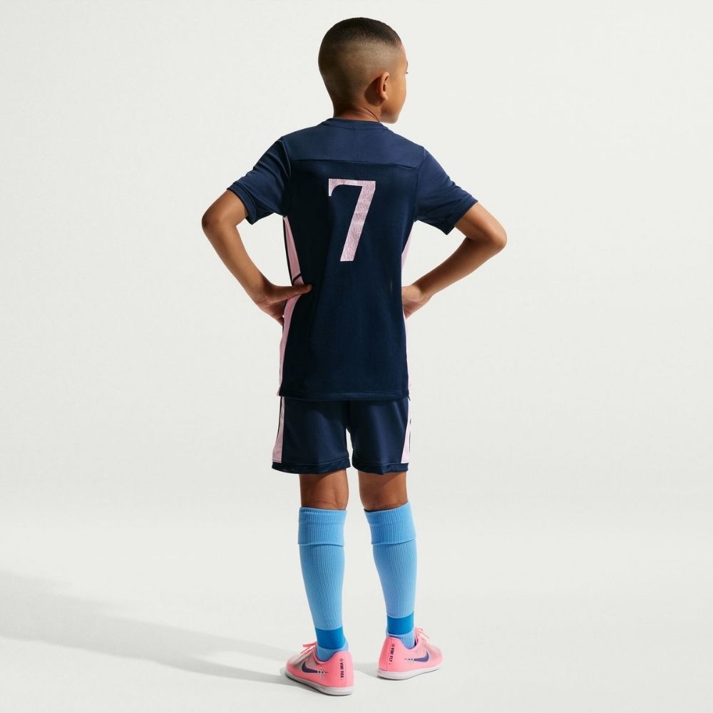 Nike Vini Jr. Academy Older Kids' Nike Dri-FIT Short-Sleeve Football Top