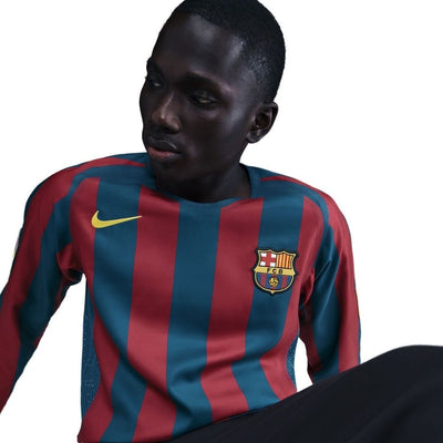 Nike Football Reissue Total90 2005/06 FC Barcelona Men's Long-Sleeve Jersey