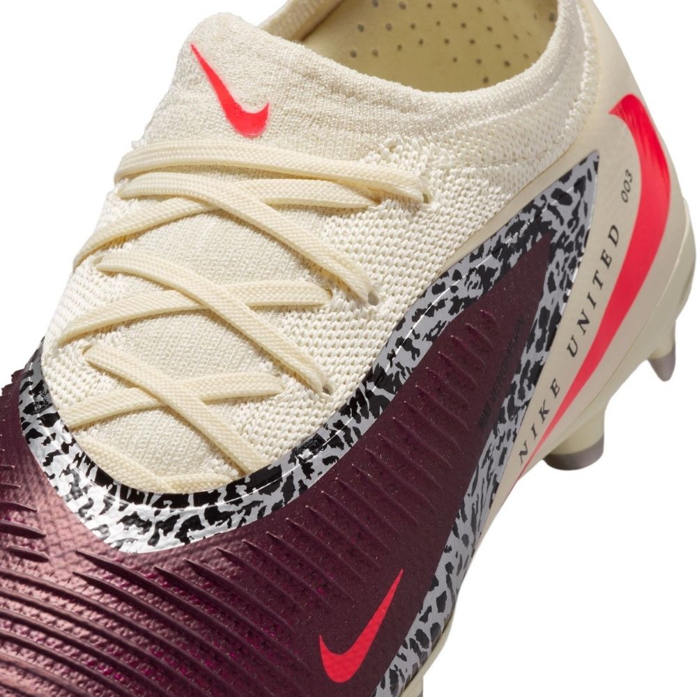 Nike United NU3 Junior Phantom 6 Low Pro Firm/Multi-Ground Soccer Cleats