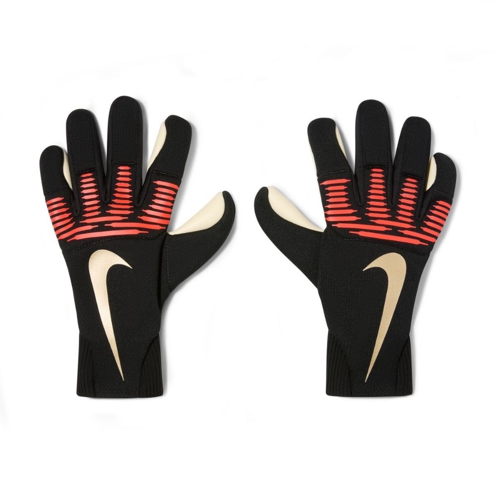 Nike Dynamic Fit Soccer Goalkeeper Gloves