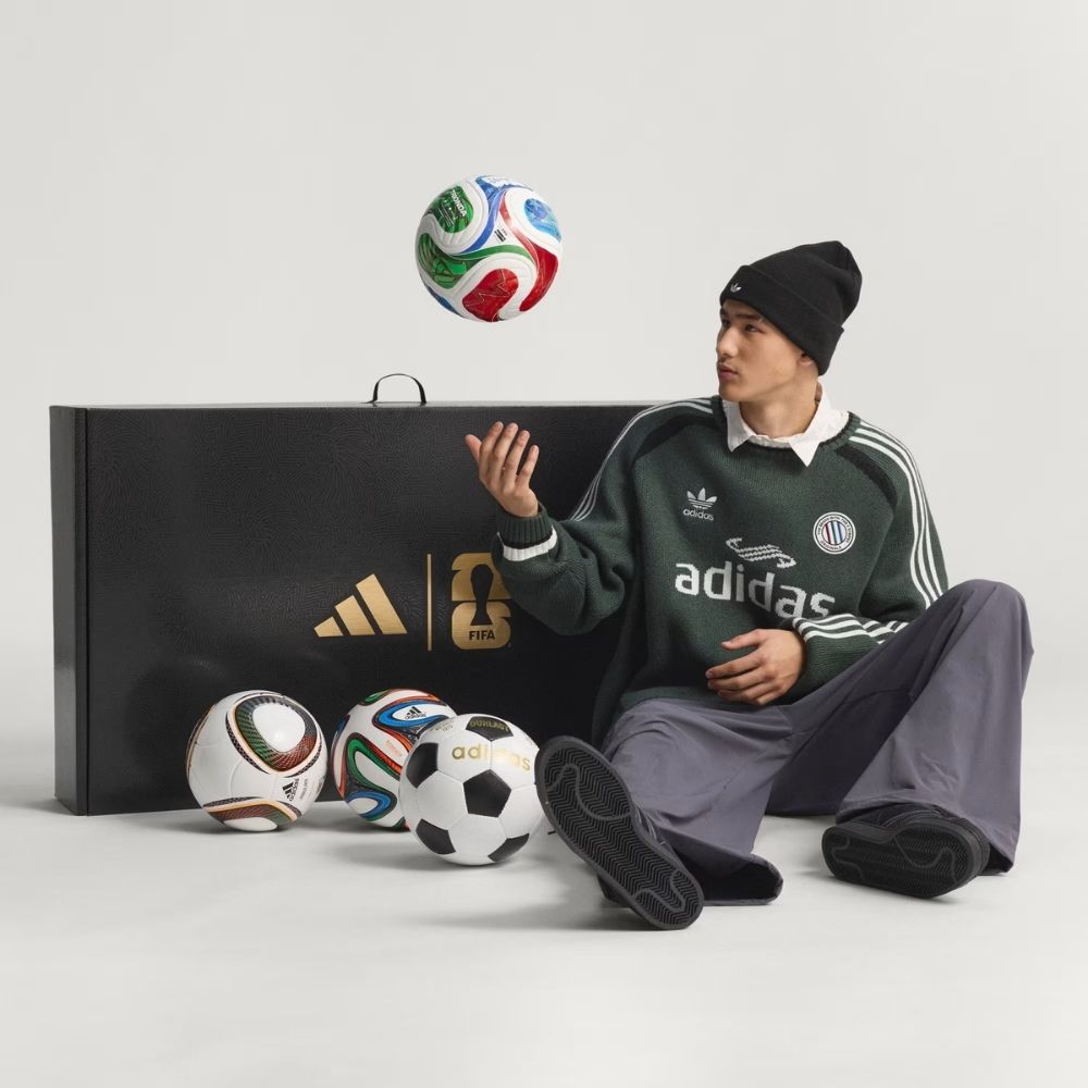 adidas FIFA World Cup Historical Pro Ball Set