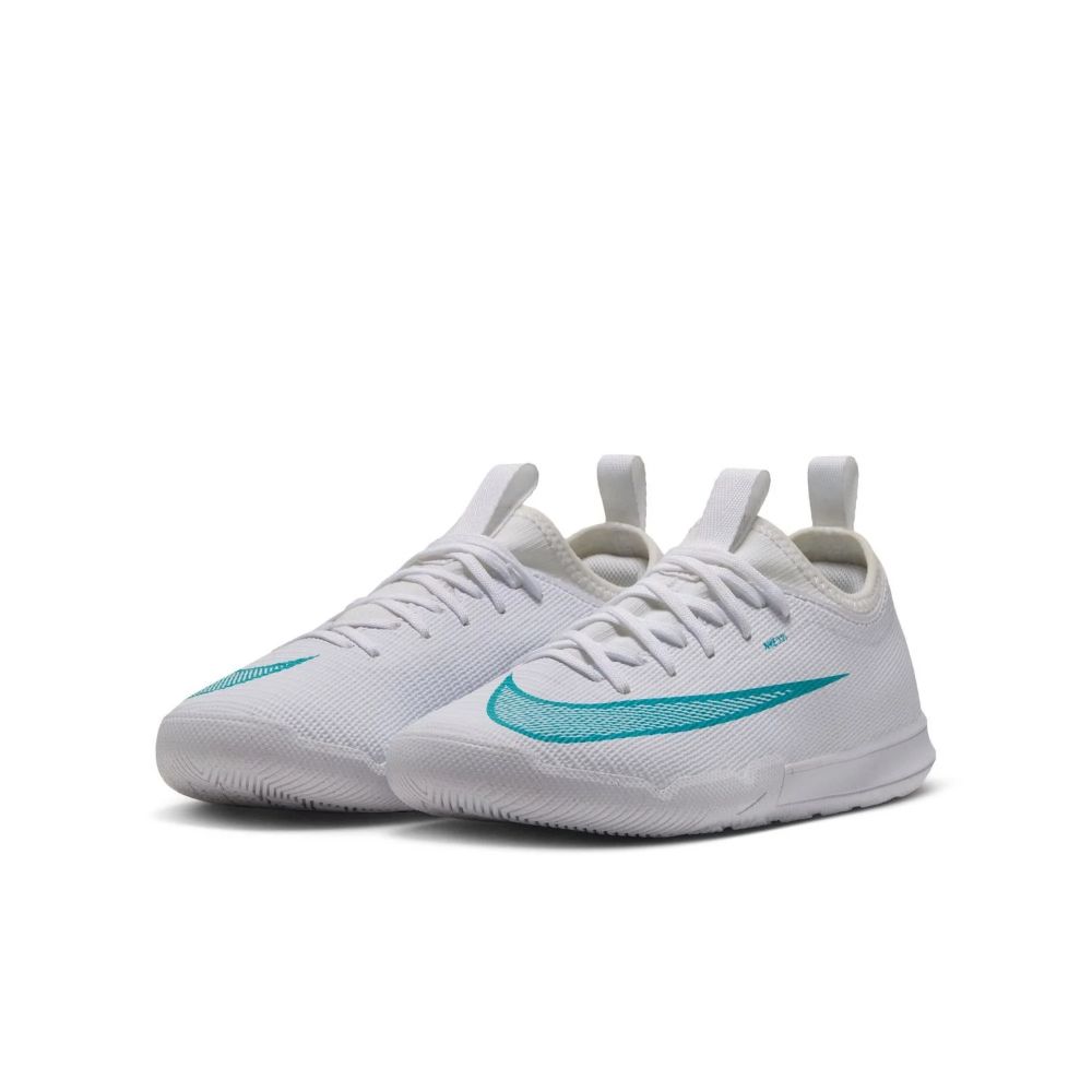 Nike Junior Vapor 17 Academy Court Shoes