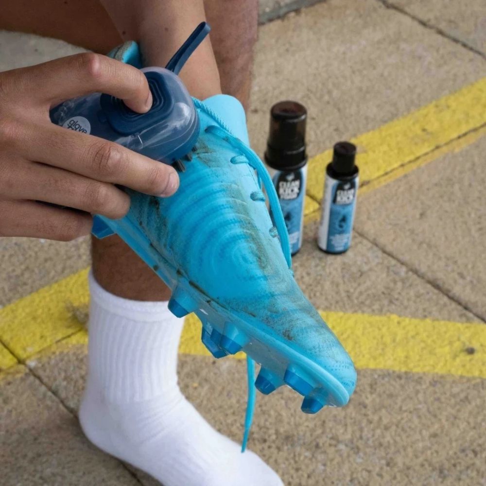 GloveGlu Clean Kick Boot / Cleat Brush