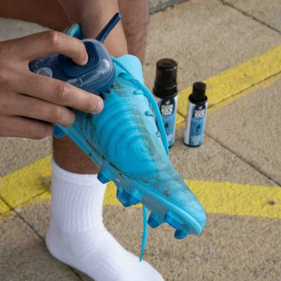 GloveGlu Clean Kick Boot / Cleat Brush