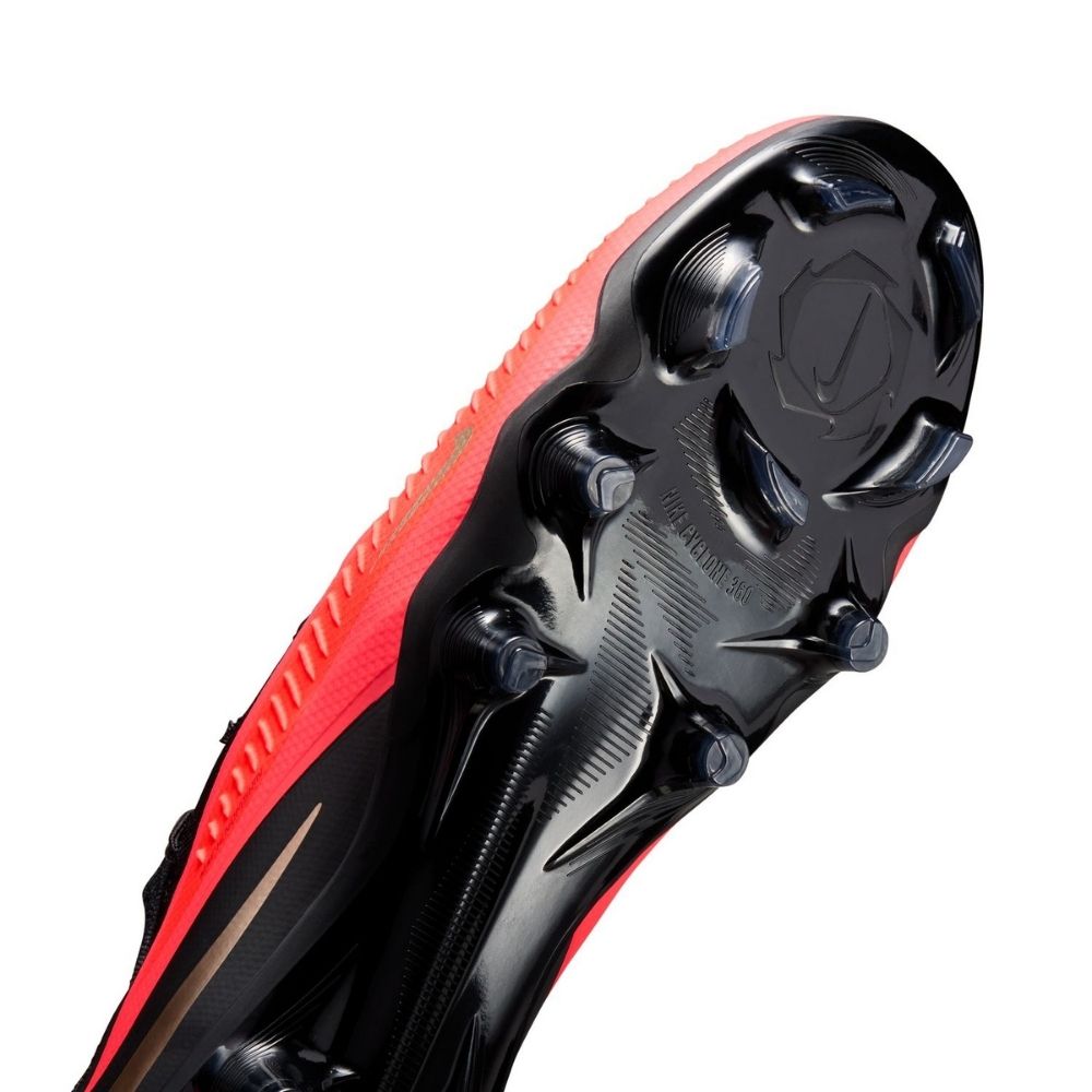 Nike Phantom 6 Low Pro Firm Ground Soccer Cleats