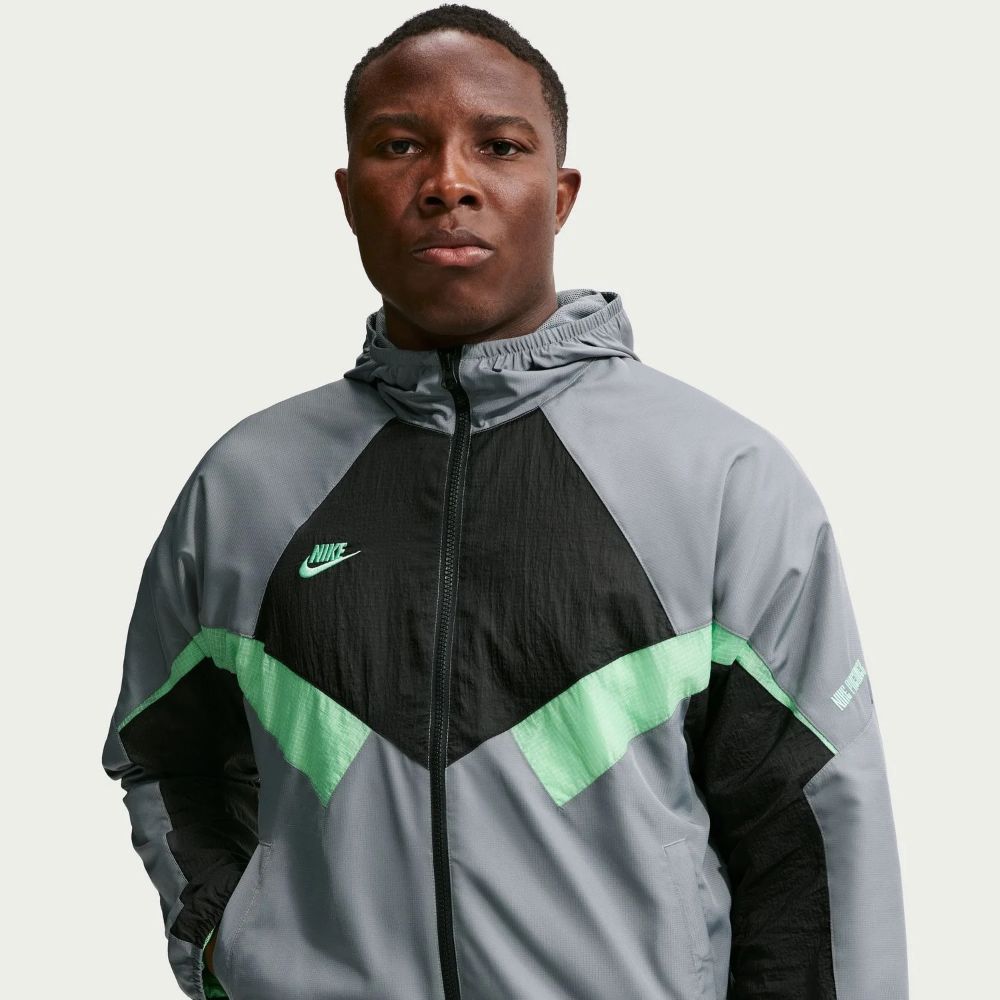 Nike Premier RepelNike Men's Hooded Woven Tracksuit Jacket