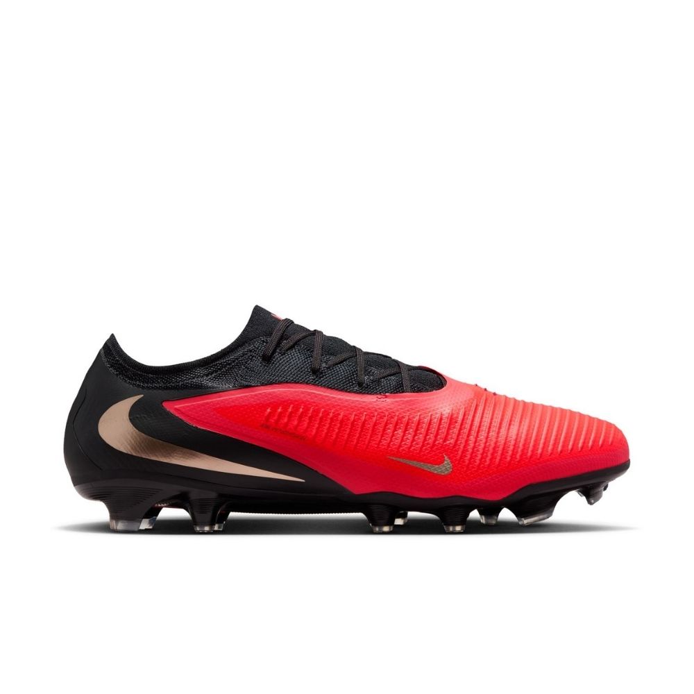 Nike Phantom 6 Low Pro Firm Ground Soccer Cleats