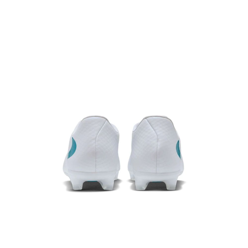 Nike Phantom 6 Low Academy Firm/Multi-Ground Soccer Cleats