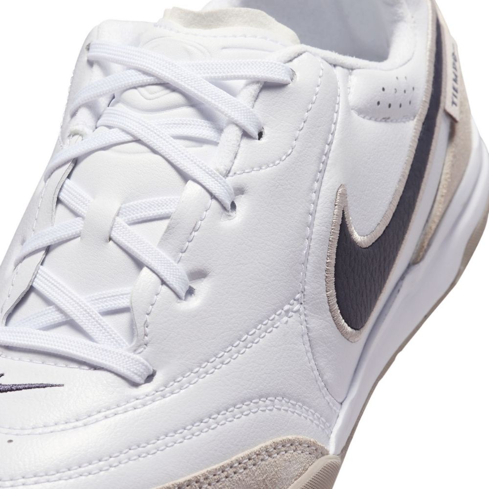 Nike Junior Tiempo Streetgato Indoor Soccer Shoe