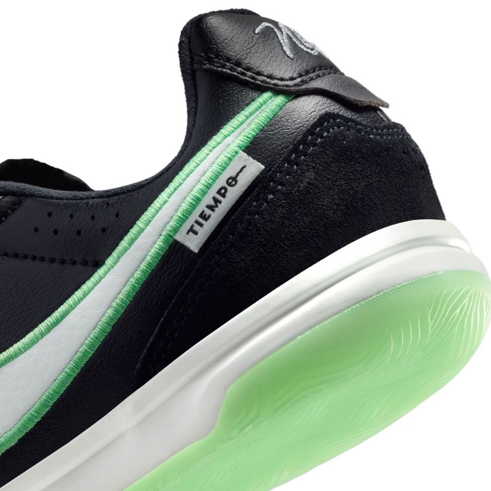 Nike Junior Tiempo Streetgato Indoor Soccer Shoe