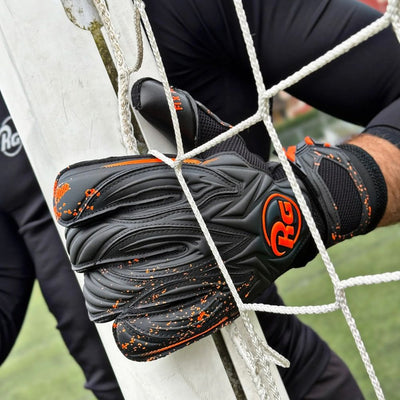 RG Aspro Blackout Goalkeeper Gloves